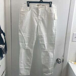Jen 7 ankle skinny, jeans white, distressed legs size 14, new with tags